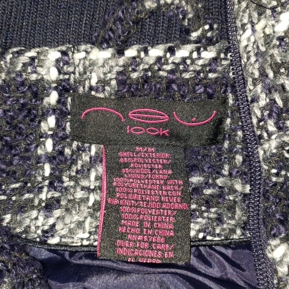 Navy plaid cropped coat size medium - Picture 4 of 5